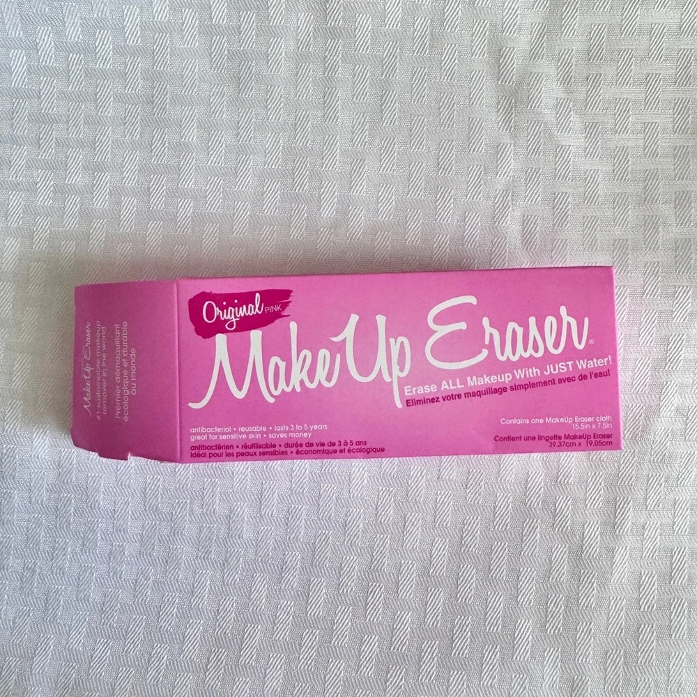MakeUp Eraser Original Pink Reusable Makeup Remover‎ Cloth Clean Beauty NWT